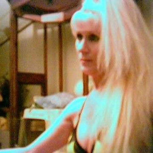 Meet your Posher, Maxine